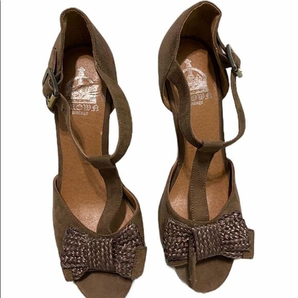 Crown Vintage Mary Jane Peep Toe Bow Wedge Taupe 7 - Picture 3 of 7